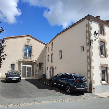 Apartament Logis Des Chouans Les Landes-Genusson Zewnętrze zdjęcie
